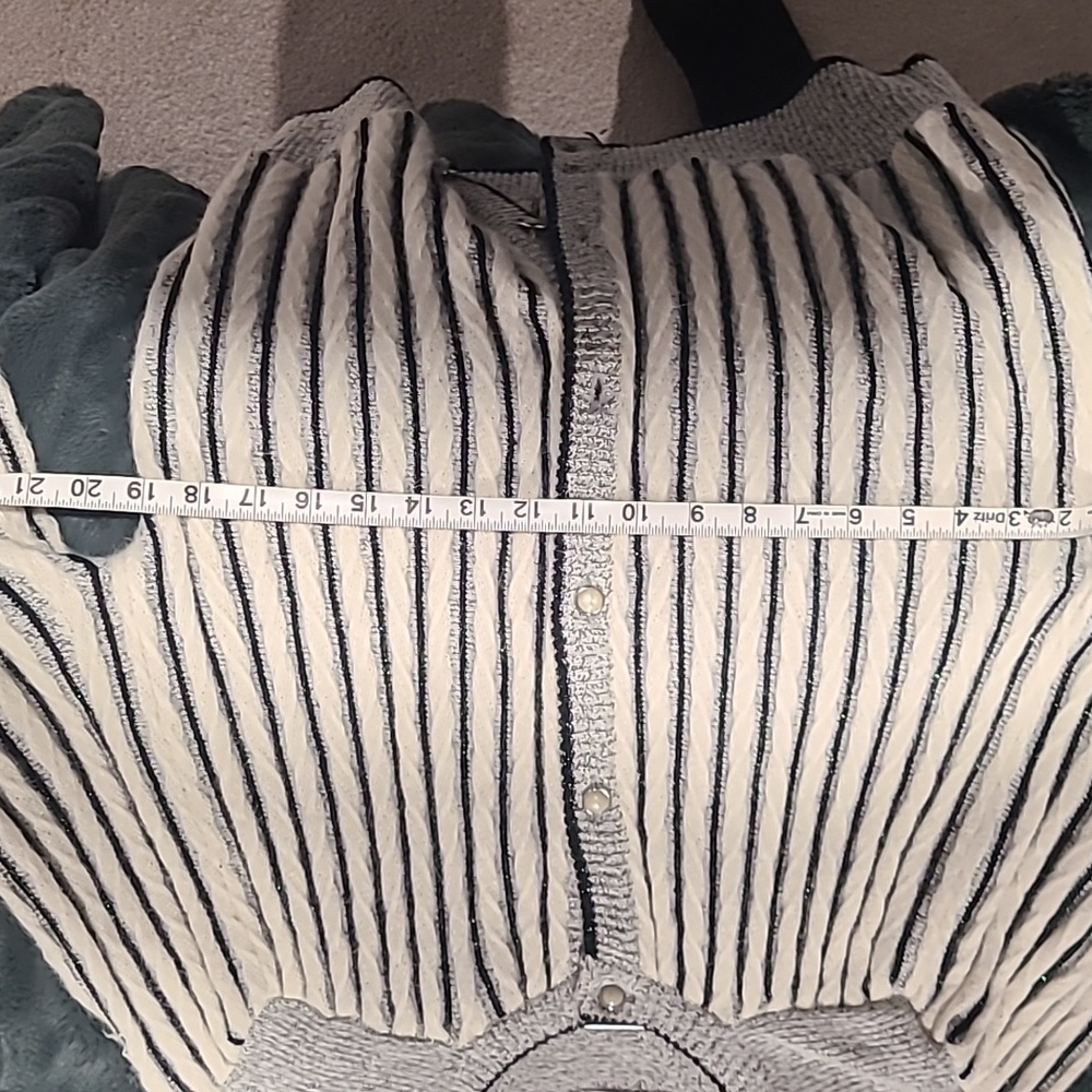 King Sheep Xthick Ribbed Cardigan - Picture 10 of 12